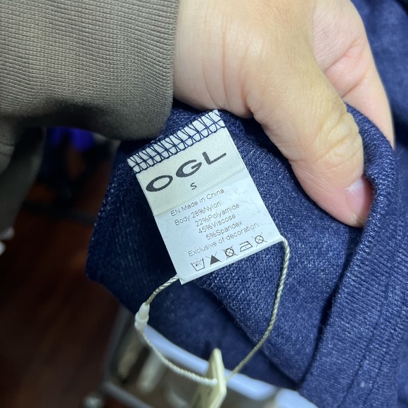 OGL Cashsoft Mockneck Sleeveless Midi Dress - Picture 6 of 9